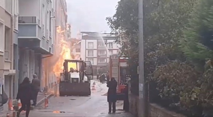 Bursa'da doğalgaz borusu patladı! Korku dolu anlar yaşandı