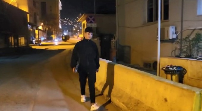 Bursa'da para dolu çantayı karakola teslim etti!