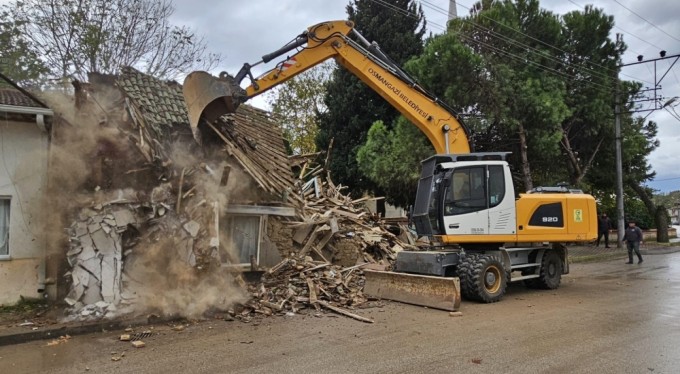Osmangazi'den mahallelerin çehresini değiştiren yıkım