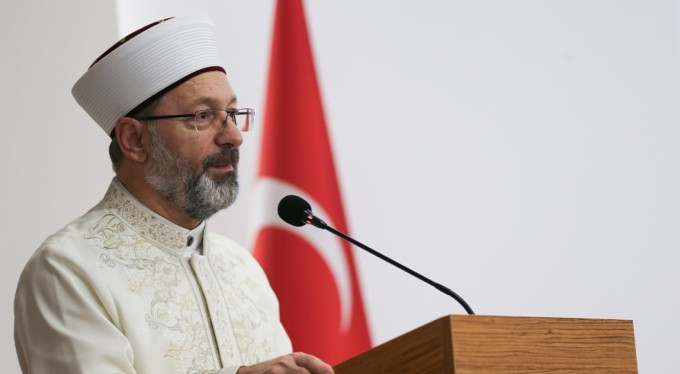 Diyanet İşleri Başkanı Erbaş: "Çocuklarımıza ne kadar iyi rehberlik yapabilirsek, geleceğimiz o kadar güzel olacaktır"