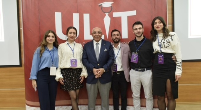 Yalçın Aras tecrübelerini üniversitelilerle paylaştı