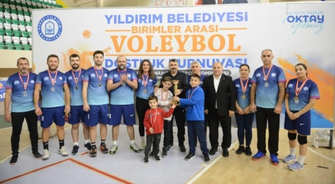 Yıldırım Belediyesi birimler arası voleybol turnuvası nefes kesen bir finalle sona erdi