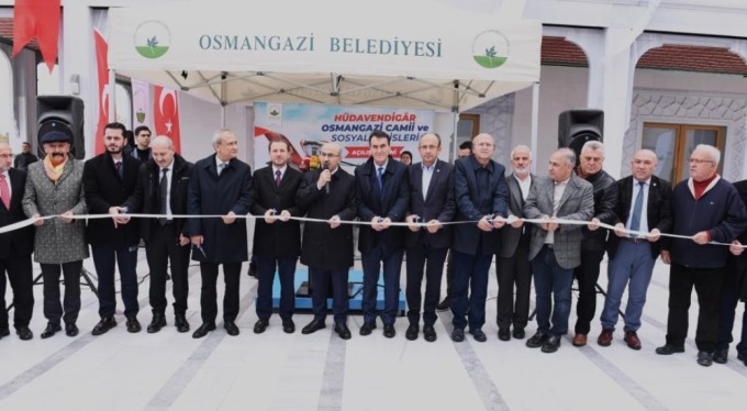 Hüdavendig&acirc;r Osmangazi Camii dualarla ibadete açıldı