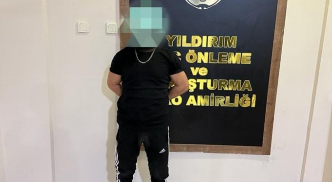 Bursa'da çok sayıda aracın aküsünü çalan hırsız kıskıvrak yakalandı!