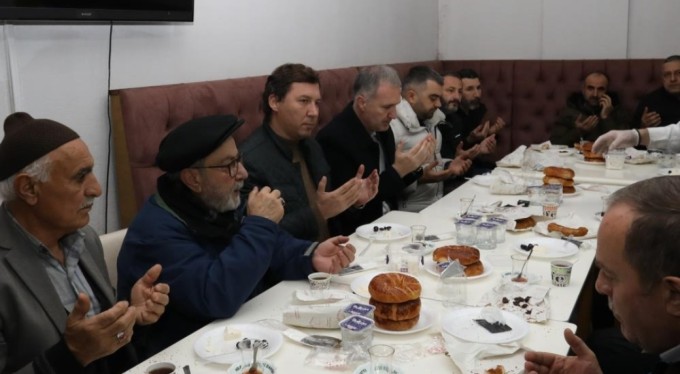 İnegöl'de Bereket Sofrası Buluşmaları, Emir Sultan Camii'nden başladı