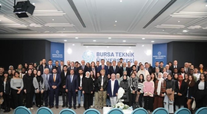 Kamu Başdenetçisi Şeref Malkoç BTÜ'lü öğrencilerle buluştu