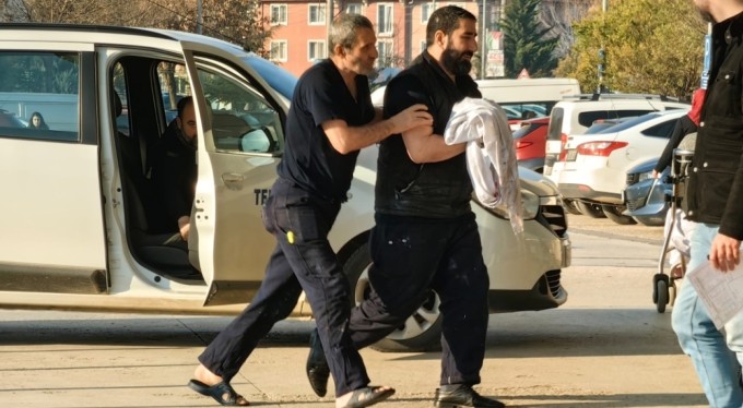 Bursa'da elini makineye kaptıran işçinin parmakları koptu!