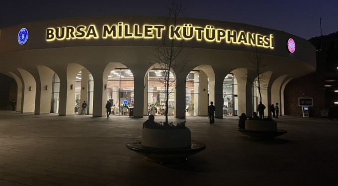 Millet Kütüphanesi artık 24 saat açık