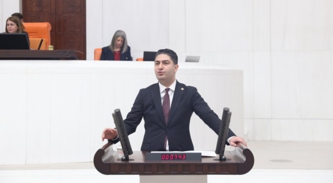 MHP Genel Başkan Yardımcısı Özdemir: "İsveç, deve iğne deliğinden geçinceye kadar NATO'ya üye olamayacaktır"