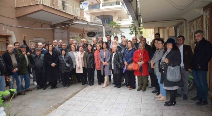 İYİ Parti'de 400 üye istifa etti