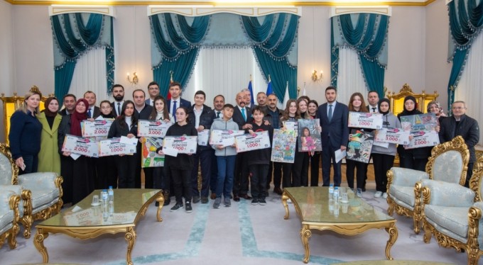 Filistin'de yaşananlar mısralara döküldü