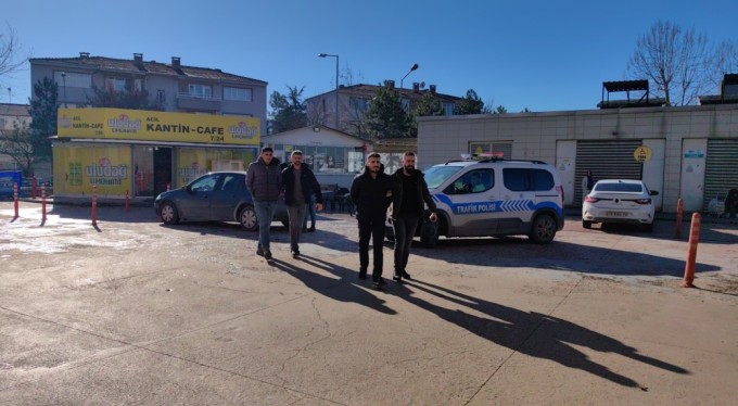 İstanbul'dan İnegöl'e kokain getiren şahıslar yakalandı