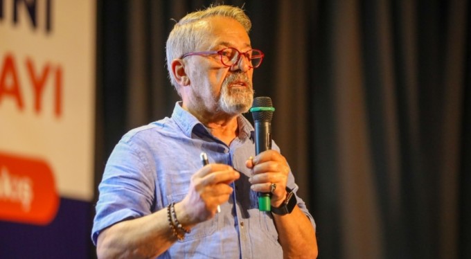 Deprem Bilimci Prof. Dr. Naci Görür, kafaları karıştırdı