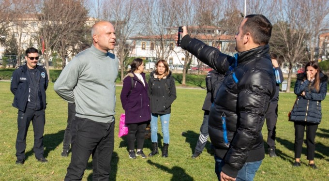 Biber gazının etkisini önce kendileri test etti