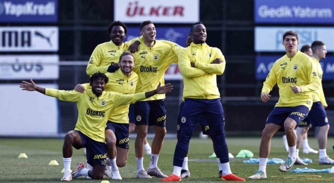 Fenerbahçe, Süper Kupa maçı hazırlıklarının İstanbul etabını tamamlandı