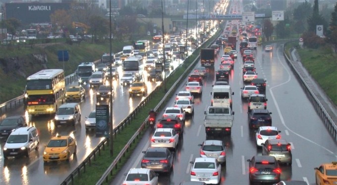 Bursa'da pazar günü bu yollara dikkat! Trafiğe kapatılacak