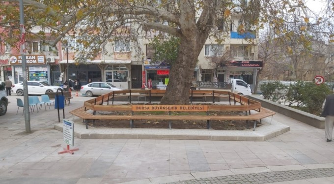 Nilüfer'in reklam oyunu kameraya takıldı