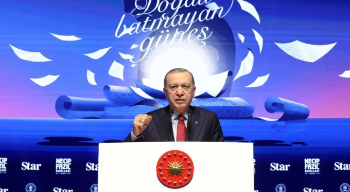 Cumhurbaşkanı Erdoğan: "Biz Türk sporunun başarılarla gündeme gelmesini arzu ediyoruz"