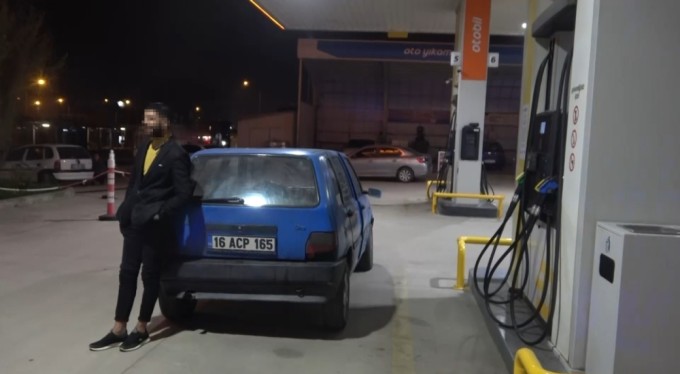 Bursa'da uygulama noktasından kaçtı, yakıt alırken yakalandı!