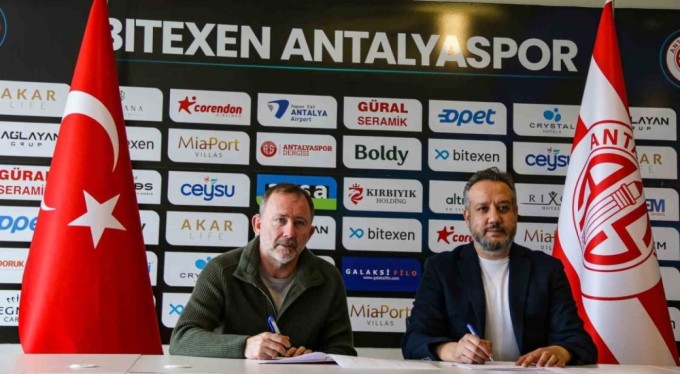 Sergen Yalçın: "Hedefimiz takımı bir an önce yukarı çıkarmak"