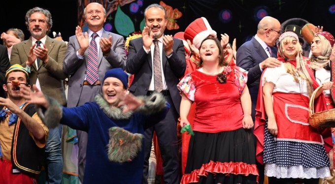 Büyükşehir'le engeller bir bir aşılıyor