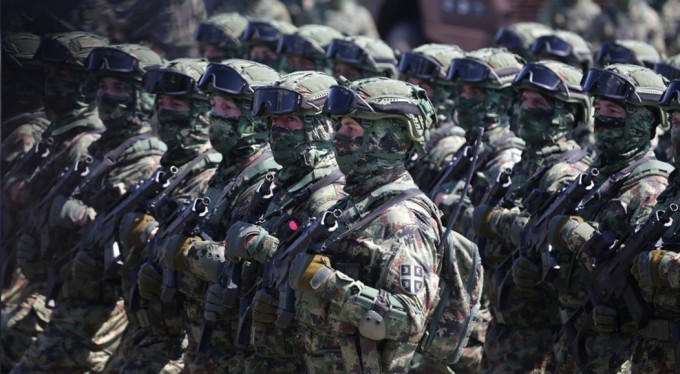 Sırbistan'da 13 yıl sonra askerlik hizmeti yeniden zorunlu olabilir