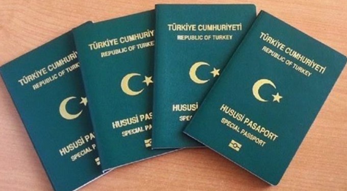 Gazeteciler için yeşil pasaport kanun teklifi TBMM'de