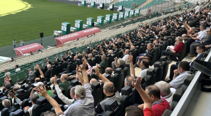 Bursaspor Sicil Kurulu: "136 kişi bilgimiz dışında eklendi"