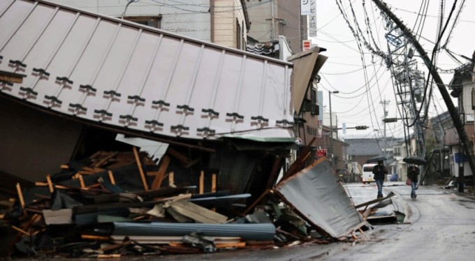 Japonya'daki 7.6'lık depremde ölü sayısı 110'a yükseldi
