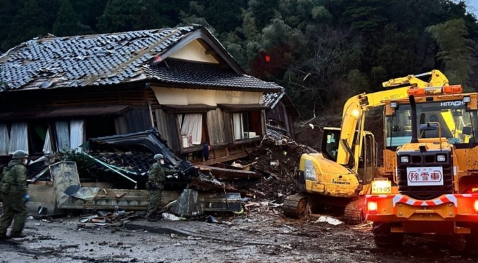 Japonya'da depremde can kaybı 128'e yükseldi