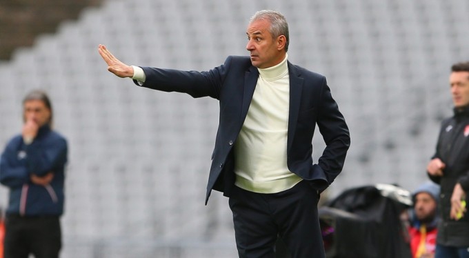 İsmail Kartal rekorlara doymuyor