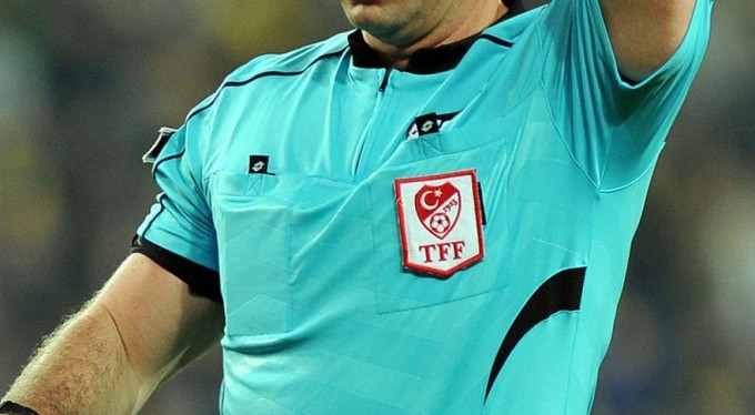 Süper Lig'de 16. hafta erteleme maçlarının hakemleri açıklandı