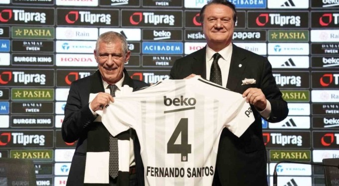 Beşiktaş'ta, Fernando Santos imzayı attı
