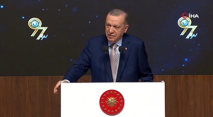 Cumhurbaşkanı Erdoğan: "Türkiye Cumhuriyeti yarına bırakır ama yanına bırakmaz"