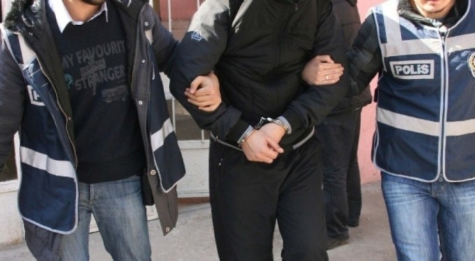 Bursa dahil 45 ildeki "Narkogüç-43" operasyonlarında 305 zehir taciri ve sokak satıcısı yakalandı