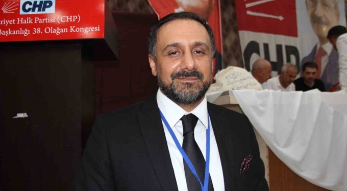 CHP Gölbaşı İlçe Başkanı ve 7 yönetim kurulu üyesi istifa etti