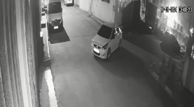 Bursa'da El freni çekilmeyen otomobili lodos sürdü