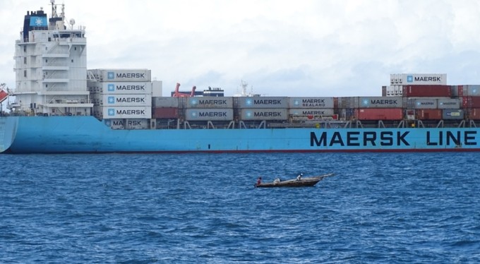 Babülmendep Boğazı'nda Maersk'e ait gemilere füze saldırısı