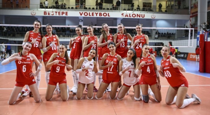 20 Yaş Altı Kadın Voleybol Milli Takımı finalde