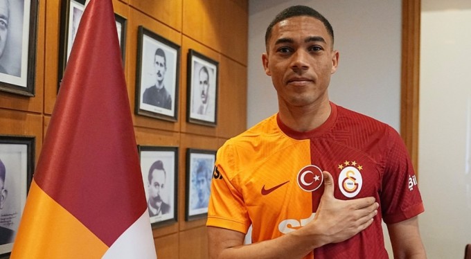 Carlos Vincius: "Burada olduğum için gerçekten çok heyecanlıyım"