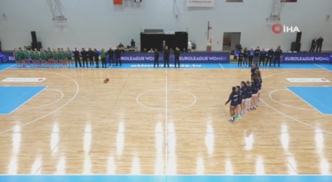 İrlanda kadın milli basketbol takımı, İsrailli oyuncularla seremonide el sıkışmayı reddetti