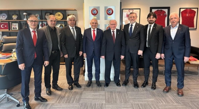 Bursaspor Kulübü'nden TFF'ye ziyaret