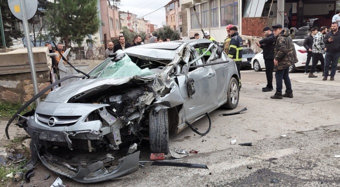 Otomobilin çarptığı kadın hayatını kaybetti!