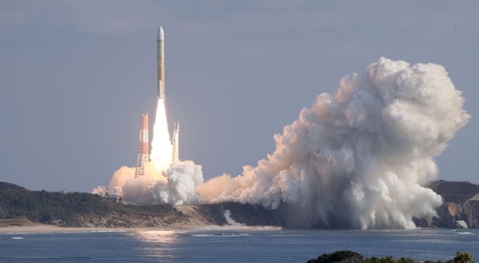 Japonya'nın H3 roketi ikinci denemede başarıyla fırlatıldı