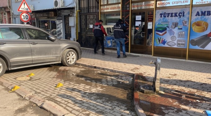 Bursa'da aracıyla gelip dükkanı ateş eden saldırgan tutuklandı