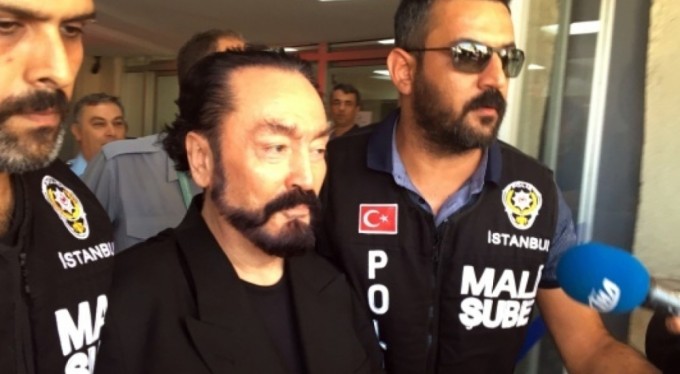 Adnan Oktar'ın hakim karşısına çıkacağı tarih belli oldu