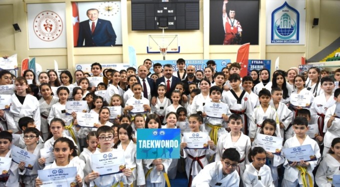 Yıldırım'da 255 bin kişi sporla buluştu