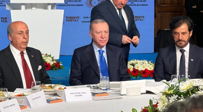 Cumhurbaşkanı Erdoğan: "Büyüme tarafında olumlu tablo devam ediyor"