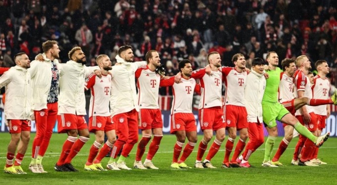 UEFA Şampiyonlar Ligi'nde ilk çeyrek finalistler belli oldu