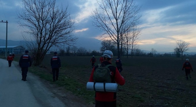 Bursa'da evinden çıkıp bir daha geri dönmeyen kayıp adam için arama çalışması başlatıldı
